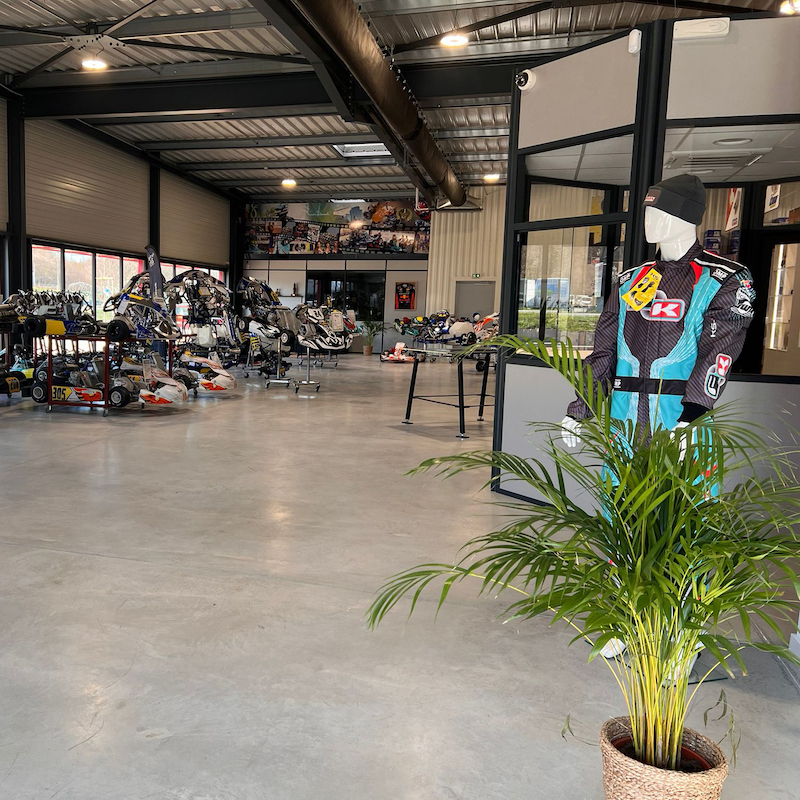 Showroom%202.jpg