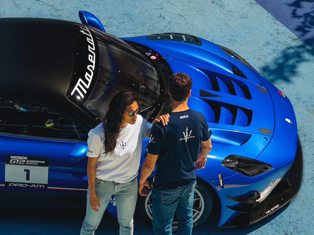 01_Maserati_X_Sparco_fan_collection.png